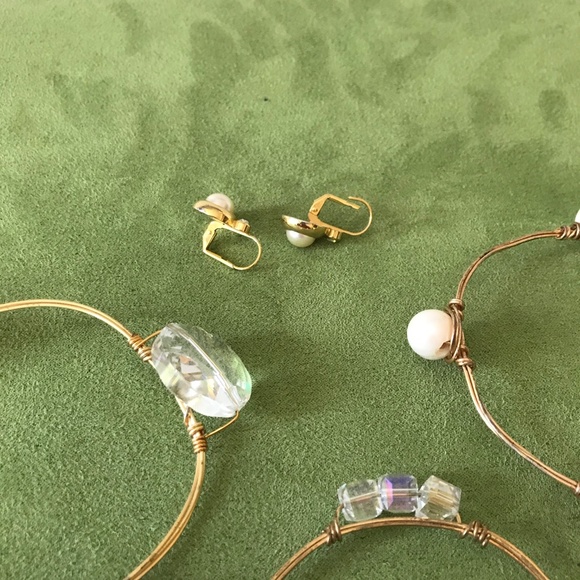 Crystal Wire Wrap Bangle/Pearl Earrings - Picture 4 of 8